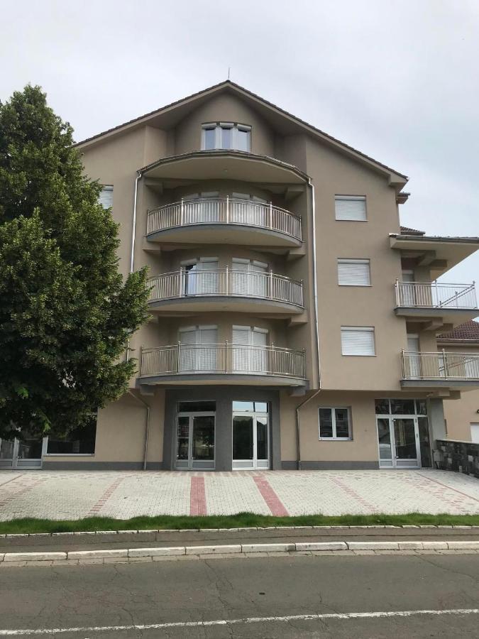 Apartmani & Spa Matin Breg Josanicka Banja Luaran gambar